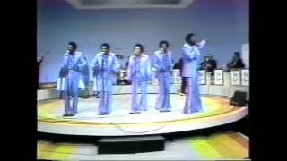 The Spinners - How Could I Let You Get Away - Live 1976