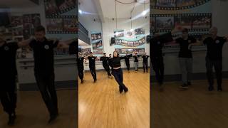 συρτάκι με τους λεβέντες 👏🏼 #sirtaki #parea #singforgreece #eurovisiongr #eurovision