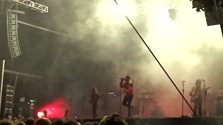 YVES TUMOR & ITS BAND - Jackie @ PAREDES DE COURA ...