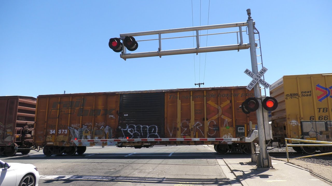 UP 9925 Stockton Turn North E Lockeford St. Railroad Crossing (Lodi