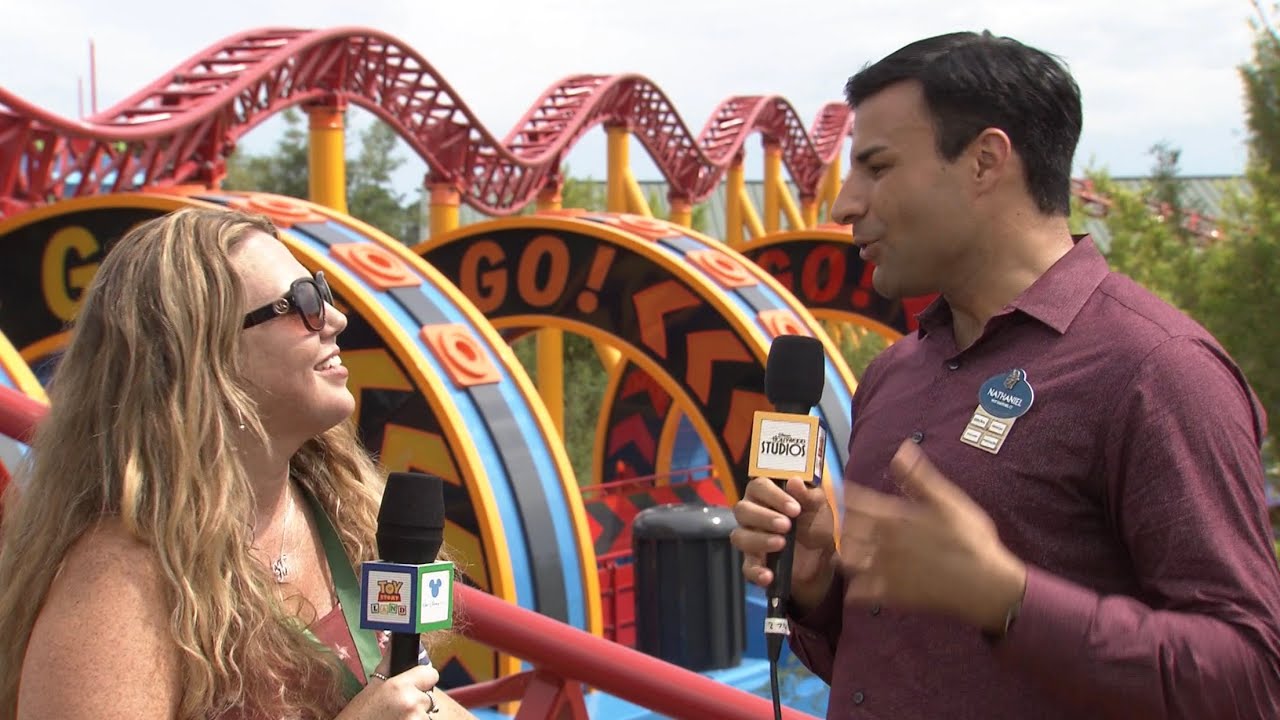 disney hollywood studios orlando atracciones Michele Interviews Guest Relations Manager Nathaniel About Toy Story Land