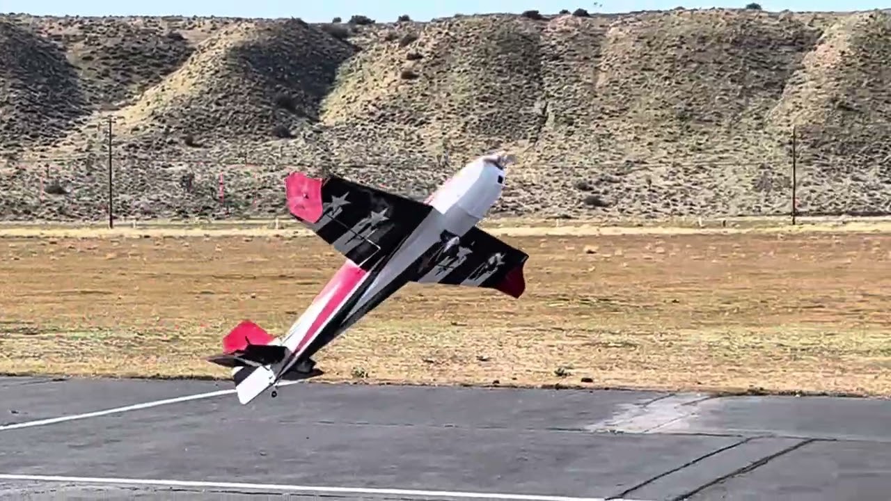 EF extra 300 2m 10s setup Futaba’s 32mz hacker motor and futaba esc