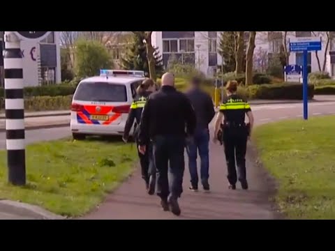 Asociale gasten maken ruzie op de A12 en worden opgewacht door de politie - WEGMISBRUIKERS