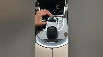 Command controller and Touchpad in your Mercedes-Benz