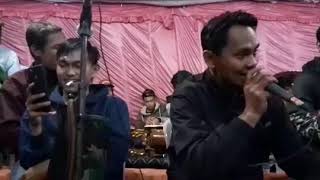 Download Lagu Uphie ft mbah kaum#cidro versi topeng ireng MP3