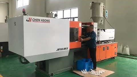 MAXSEN conveyor molding machine testing for plastic chain production