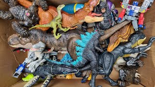 Hunting T-Rex, Distortus Rex, Spinosaurus, Megalodon, Mosasaurus And More Dinosaur Toy