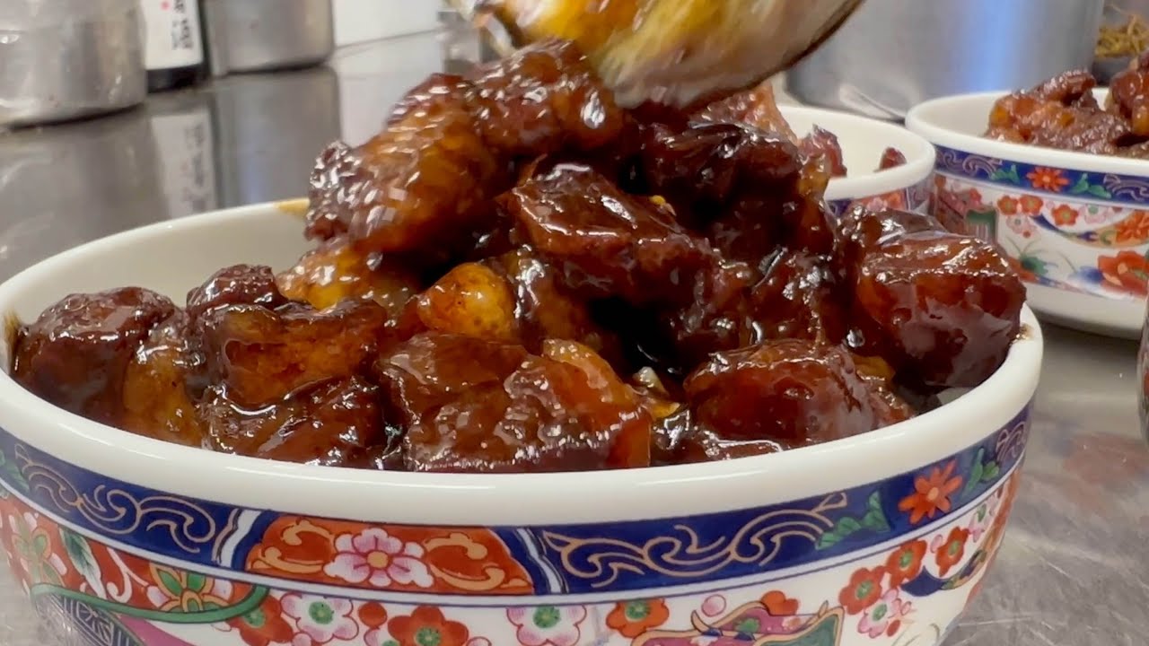 紅焼牛肉飯「ホン シャオ ニュウ ロウ ファン」Hong xiao beef rice