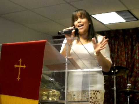 Ruby Gonzalez singing at Centro de Adoracion ...
