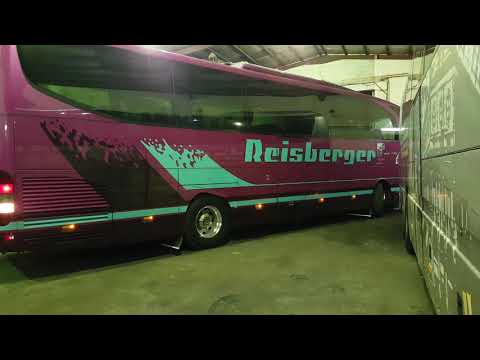 ورشة ال حلاق لصيانة الحافلات المرسيدس الحديثه