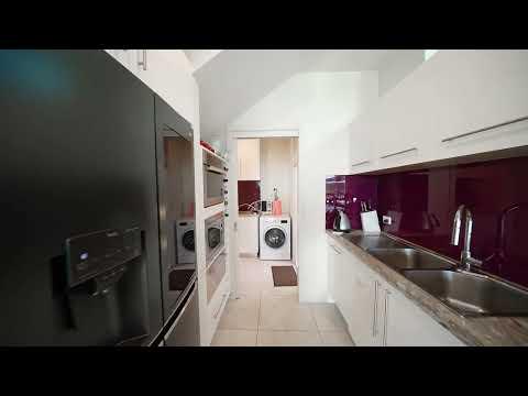 Property for Sale: 29 Panorama Way, Sanctuary Lakes, VIC 3030 | Barry Plant Point Cook