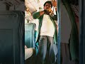 Poor Man singing Mera Bhola hai Bhandari || Very beautiful music played in train by this Man