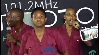 Abakhethwa Gospel Singers - Zithobeni ebusweni beNkosi