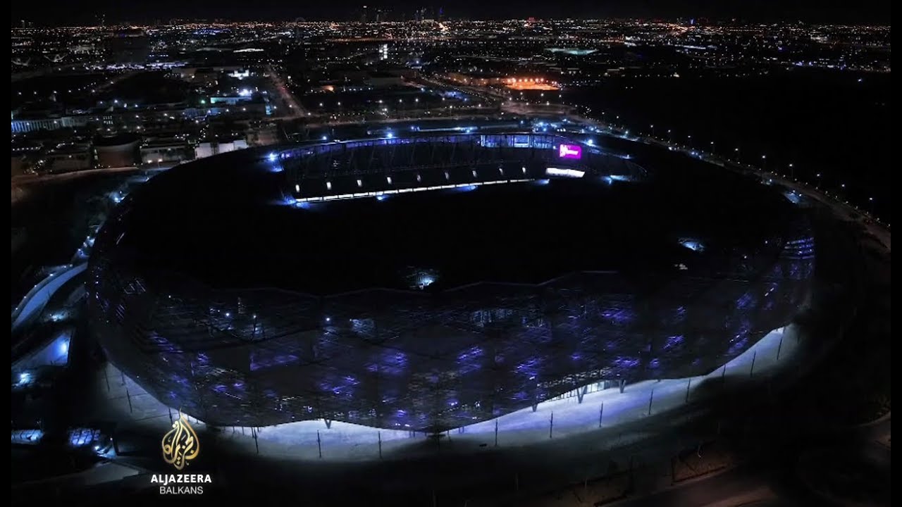 قطر تفتتح ثالث ملعب لاستضافة كأس العالم 2022