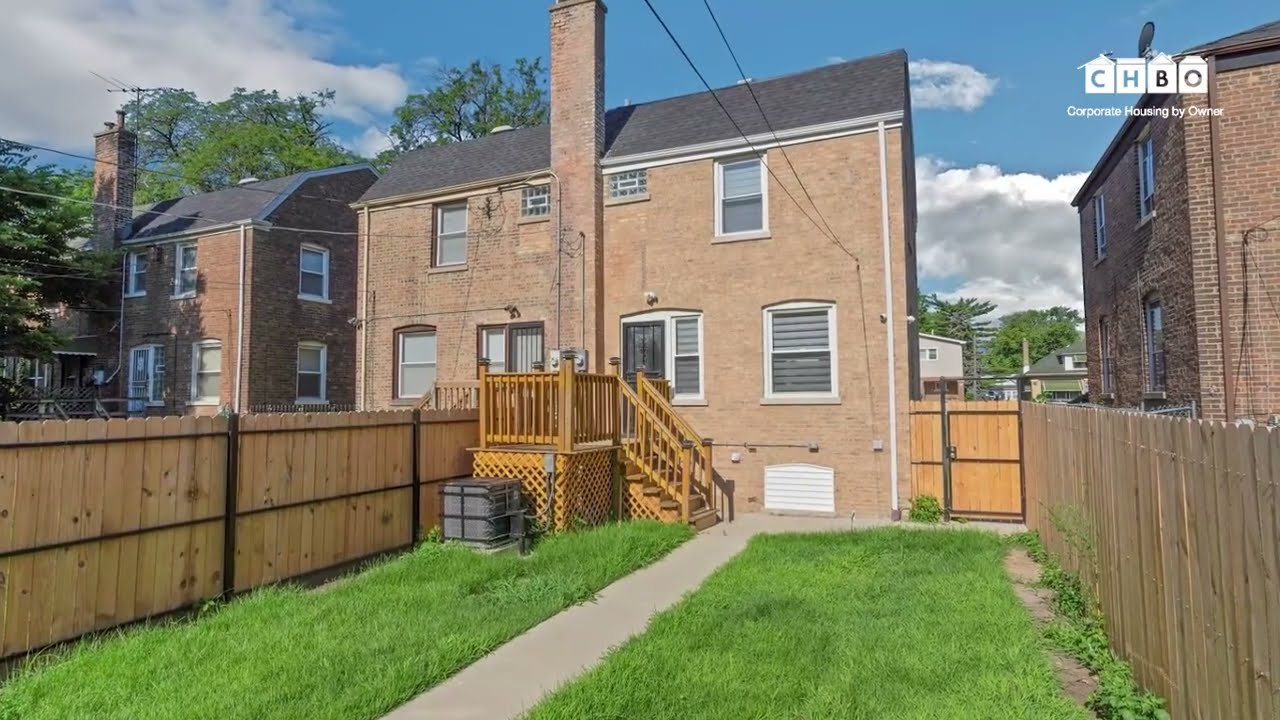 The Town House Retreat - Corporate Housing Rental