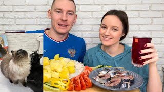 видео: МУКБАНГ КАРТОШКА СЕЛЕДКА СЛАБОСОЛЕНАЯ ОВОЩИ MUKBANG POTATOES HERRING ответы на вопросы рецепт сок картинка: МУКБАНГ КАРТОШКА СЕЛЕДКА СЛАБОСОЛЕНАЯ ОВОЩИ MUKBANG POTATOES HERRING ответы на вопросы рецепт сок