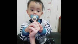 薰薰寶貝喜歡欣賞自己