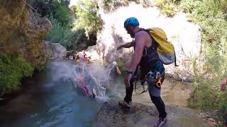 Descenso de barrancos by Tronkos y Barrancos