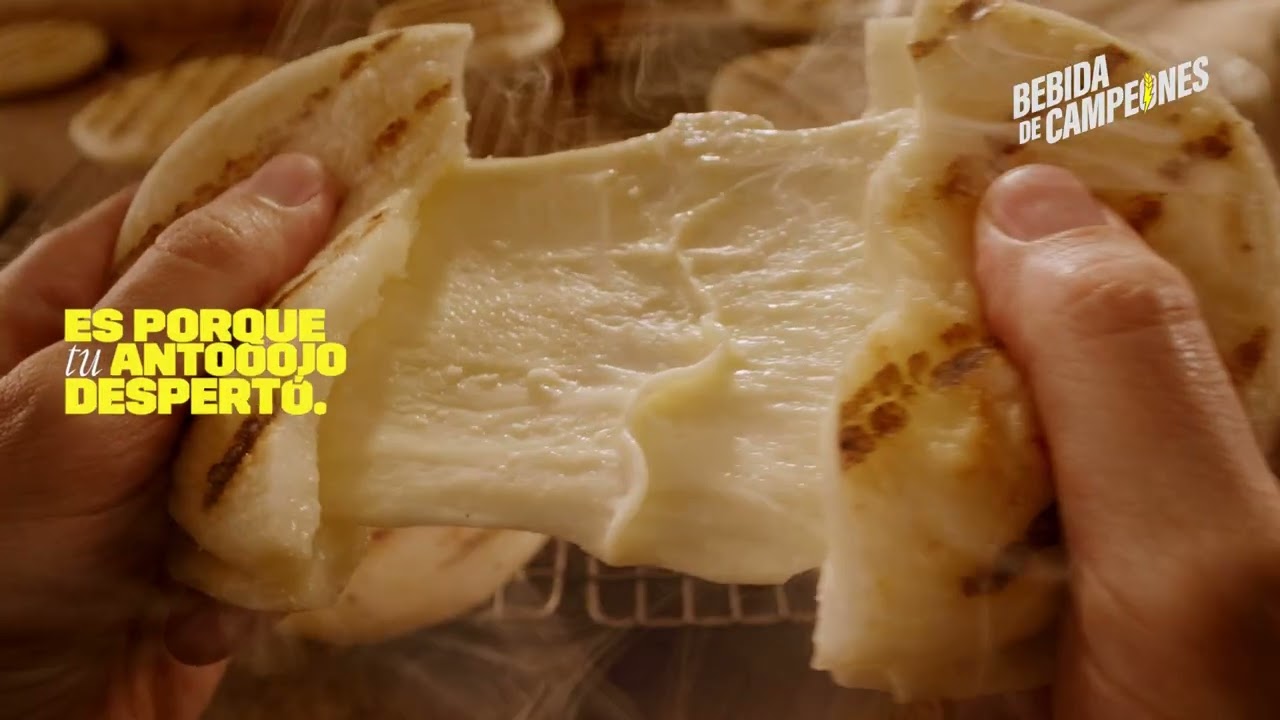 Destapa una Pony Malta y calma tu antojo de arepita caliente BebidaDeCampeones