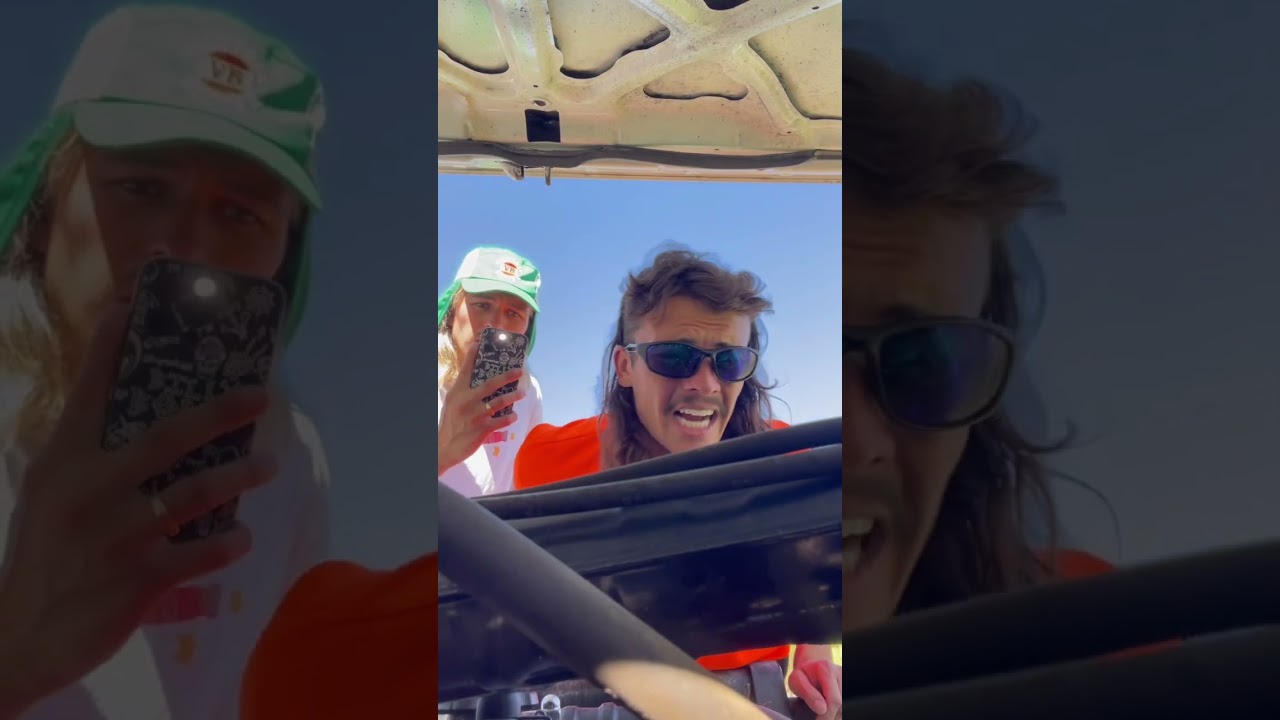 Никогда не пользуйтесь телефоном, когда отец ремонтирует вашу машину. 