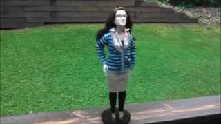 Amy Farrah Fowler Big Bang Theory Tonner Doll Review