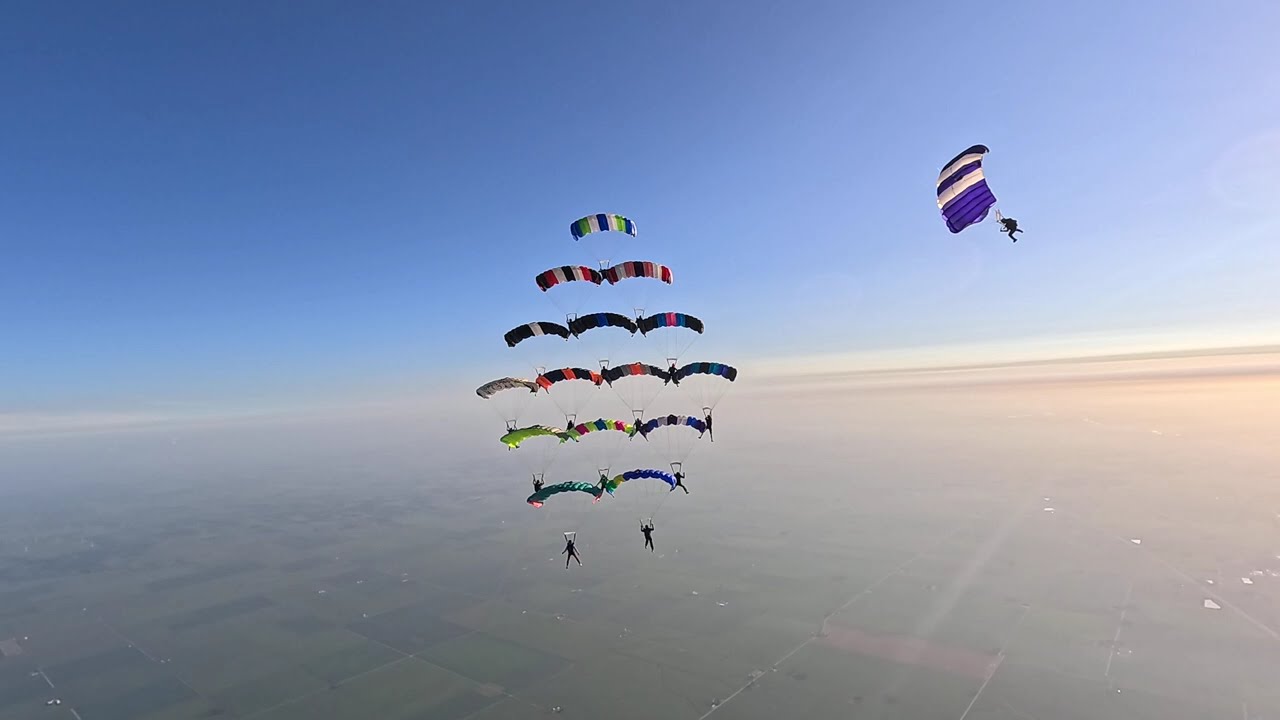 16 way CRW -Skydive 253