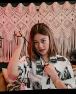 Harta Tahta Mbak Adella