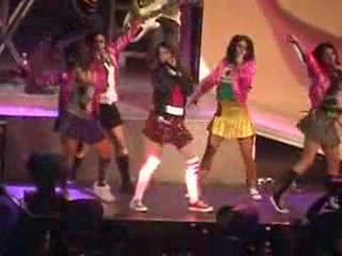 Miley Cyrus G.N.O - Girls Night Out  Concert (High Quality)