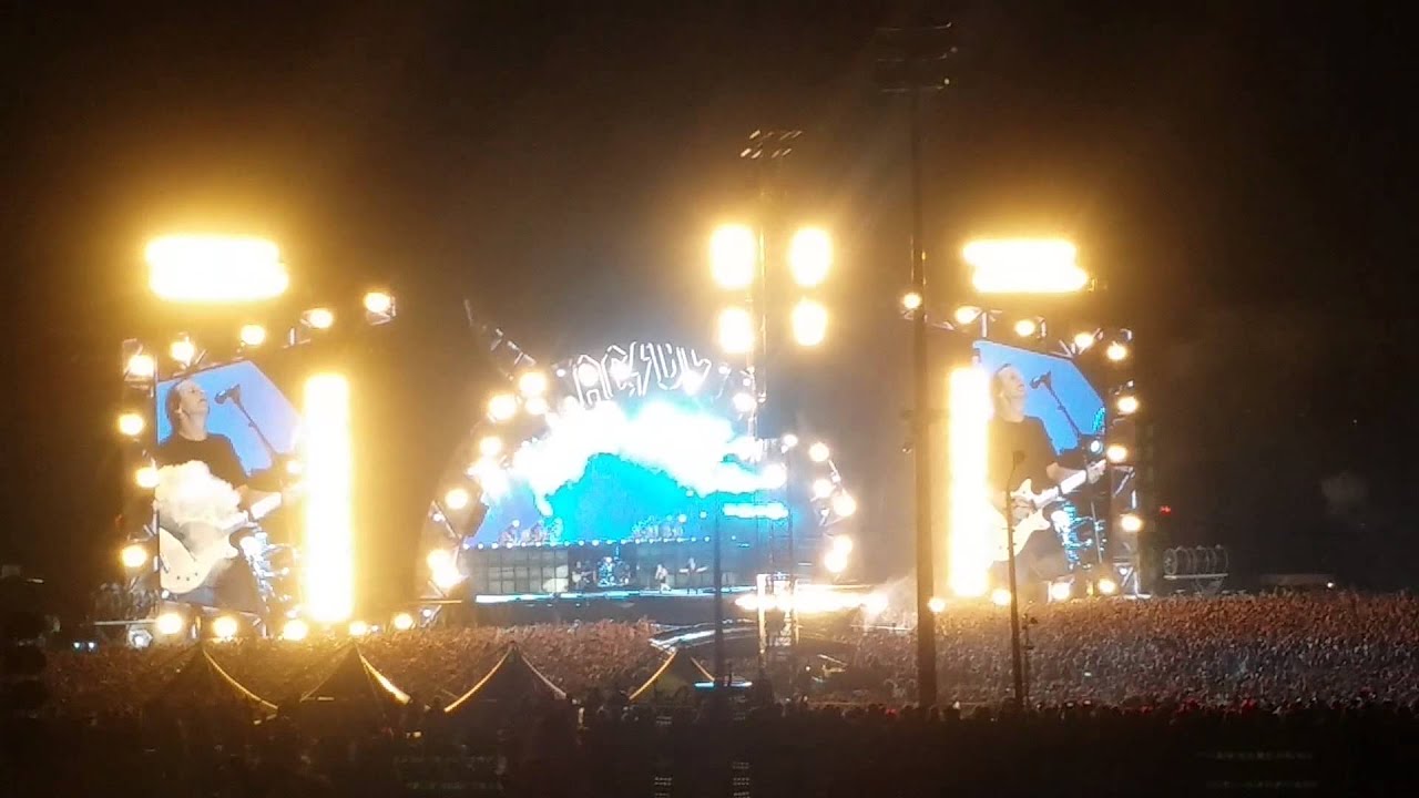 Concerto AC/DC Imola- For those about to rock live - YouTube