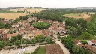 Le beau village de Fourcès &quot;Ce que voient les oiseaux&quot;