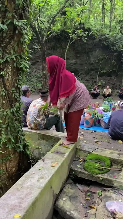Part 1 acara bancaan makan sajen