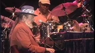 DR. JOHN Hen Laying Rooster 2004 LiVe