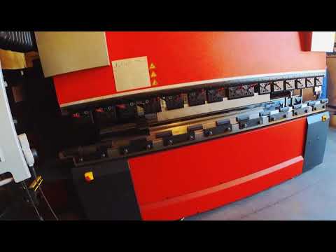 AMADA HFE M2-EVO 1303 Hydraulic press brake / Plegadora AMADA