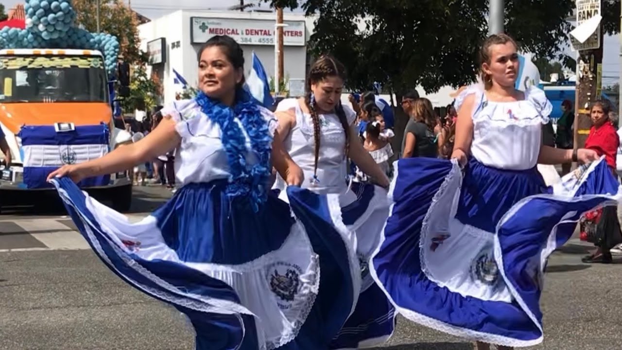 Desfile Centroamericano en Los Angeles entre Pico y Vermont YouTube
