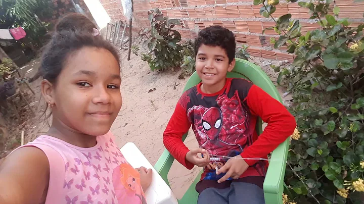 uma Semana sem ver esses dois Que triste Lauriane ...