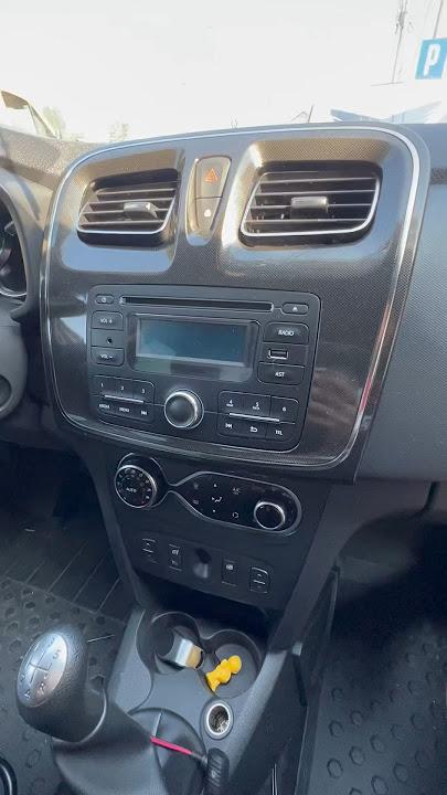 Install Dacia Logan 2 Android radio 4GB RAM 64GB CarPlay / Android auto car reverse camera