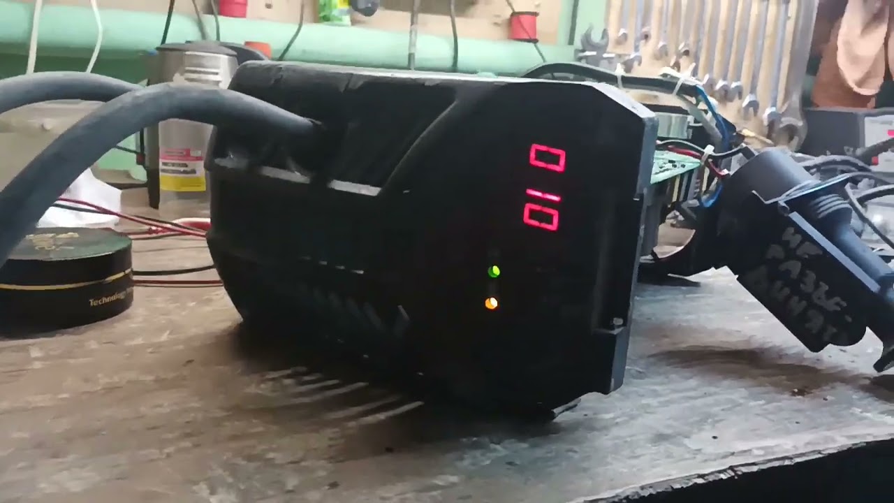 Hilti DG150 от инвертора Ресанта.