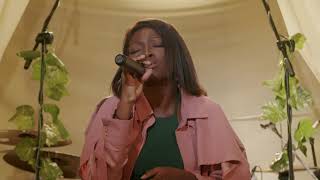 Video thumbnail of "Adzo Gordon - Have your way (Live)"