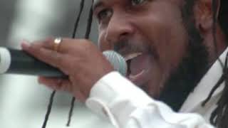 Aaron Silk - Right Path (Lalabella riddim 1996) + lyrics