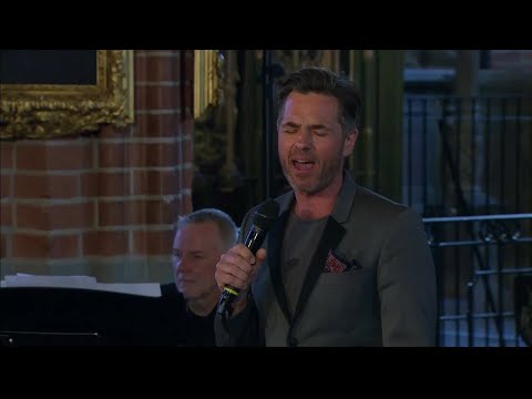 Peter Jöback sjunger Beppe-låt för Lill-Babs - Nyheterna (TV4)