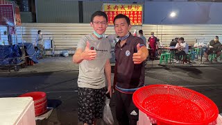 0320-18買了綜合標的客人不要走啦！老闆再送東西給大家啦！金價感蝦大家支持啦～全晟海產 嘉義趙又廷 週一台南永大夜市 #嘉義趙又廷 #全晟海產 #週一台南永大夜市 #海鮮拍賣 #海鮮叫賣
