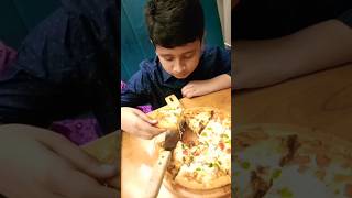 Pizza ?shortvideo vairalvideo trending pizzalover yummyfood foryou trending recipe