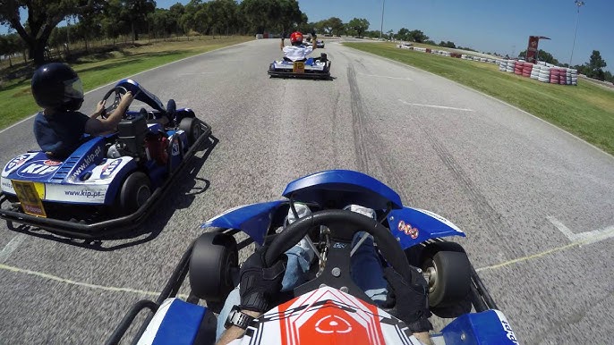 Kartodromo Montijo - A nossa pista INDOOR e OUTDOOR que conjuga o traçado  técnico com a velocidade, com um perímetro de 870 metros e sete de largura  constante, utilizando os Karts com