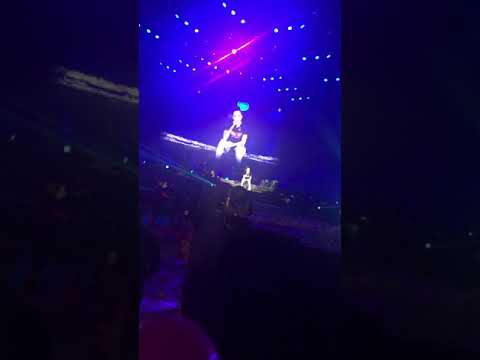 李玟斷了 搖滾區超近距離