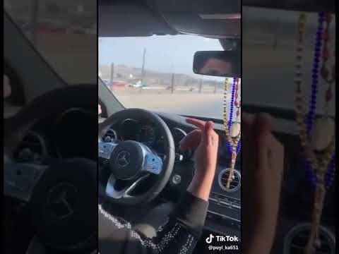 مهرجان بنت الجيران بهوايا انتي قاعده معايا عمر كمال حسن شاكوش