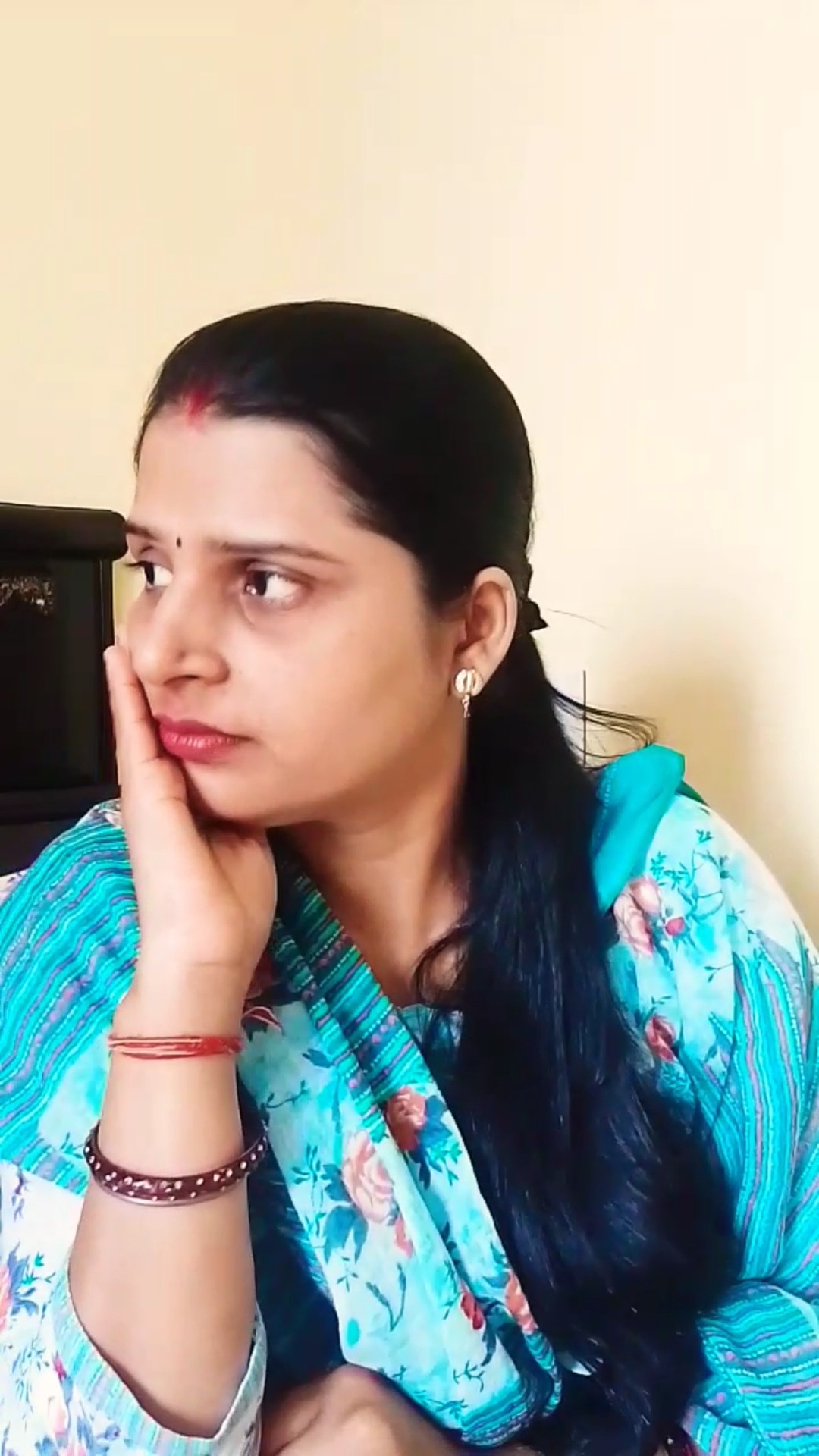 बहन और साली में फर्क #comedy #funny #entertainment #husbanwifecomedy #youtube #shorts