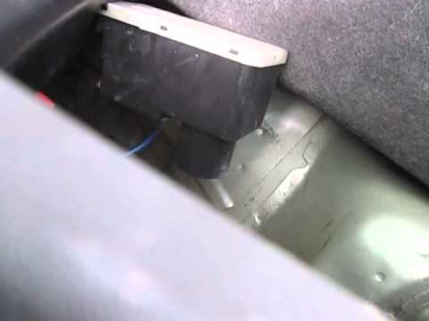 VW A3: Central Locking System Smoke Testing for Leaks | Doovi