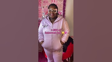 #introvertgirl #introverts #introvertstyle #loungewearset #homebodyvibes #introvertbusiness