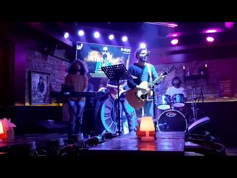 Live Concert in Dubai | Mercure Gold Hotel | Flying Tourist