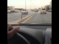 و إللي على أدنات حاجه يشعب ركابه